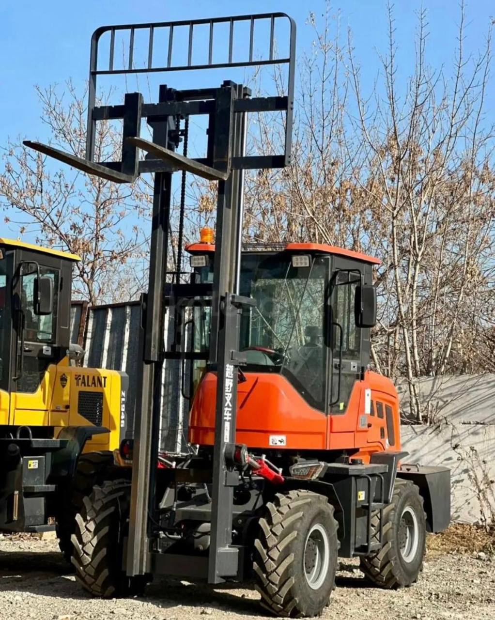 TALANT T35A, вид спереди
