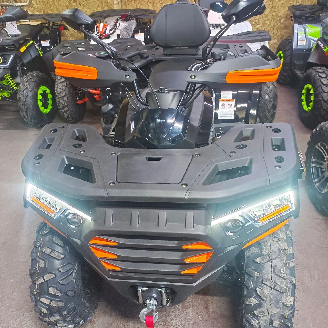 Квадроцикл TITAN 300
